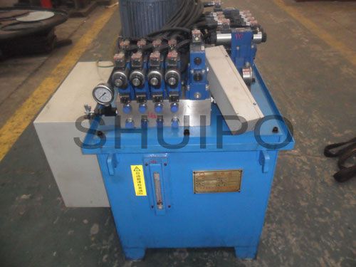 Hydraulic equipment 