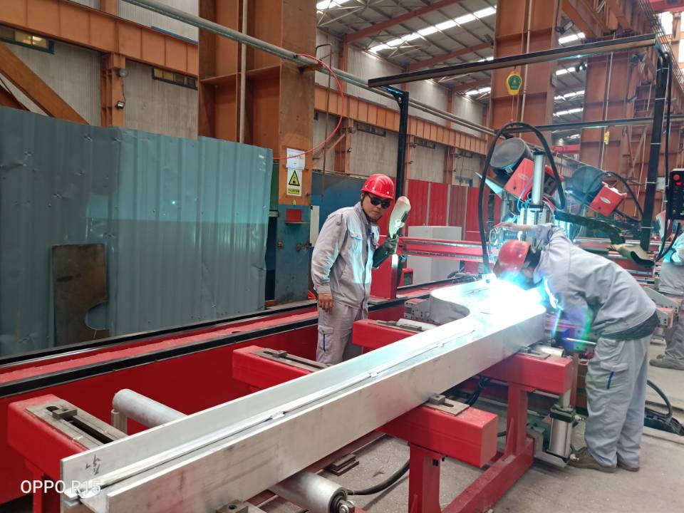 Aluminum alloy truss/T beam welding machine