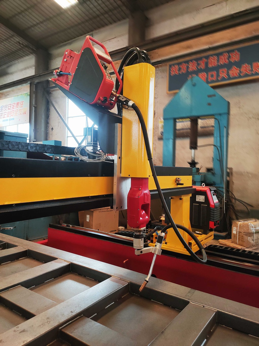Box plate brake welding machine
