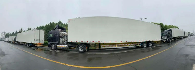 Aluminum alloy van 